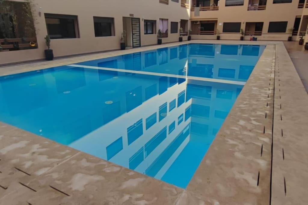 Appartement Piscine Proche Gare